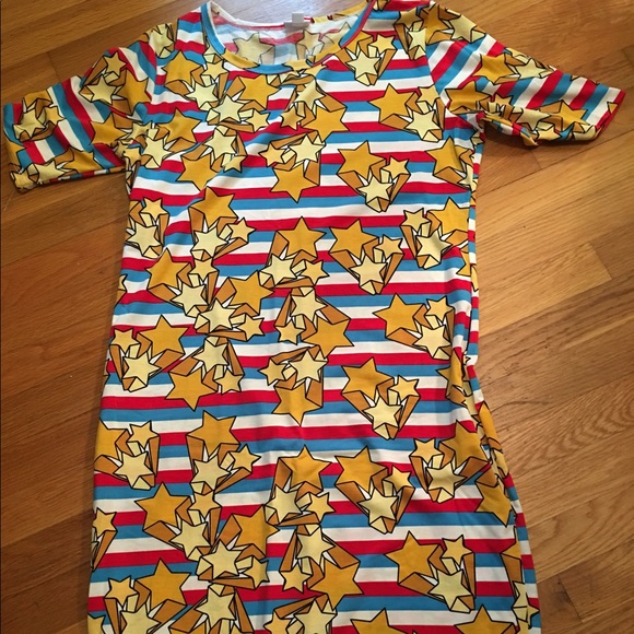 Such a cool dress, Julia - Picture 2 of 3